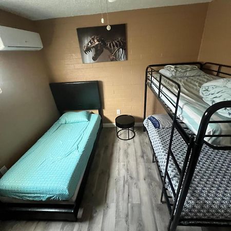 #2 Bedroom Cozy Suite, 1 Min Walk To The Beach # 布尔海德城 外观 照片