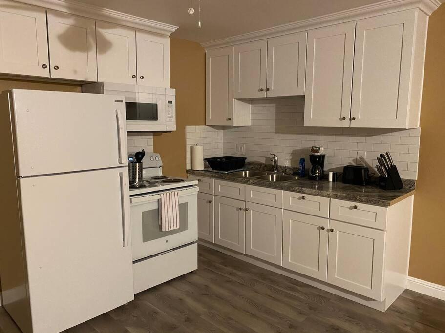 #2 Bedroom Cozy Suite, 1 Min Walk To The Beach # 布尔海德城 外观 照片